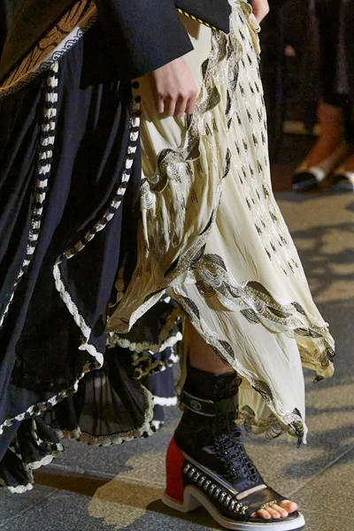 Look 7